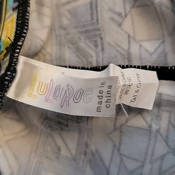 (J12) LuLaroe Tall & Curvy Leggings - Picture 4 of 4